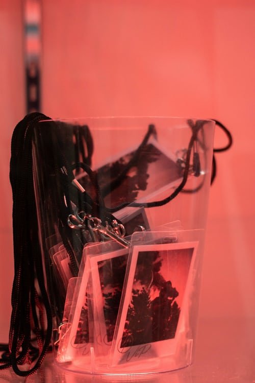 What are the Custom lanyards & How Do You Design and Print Them?