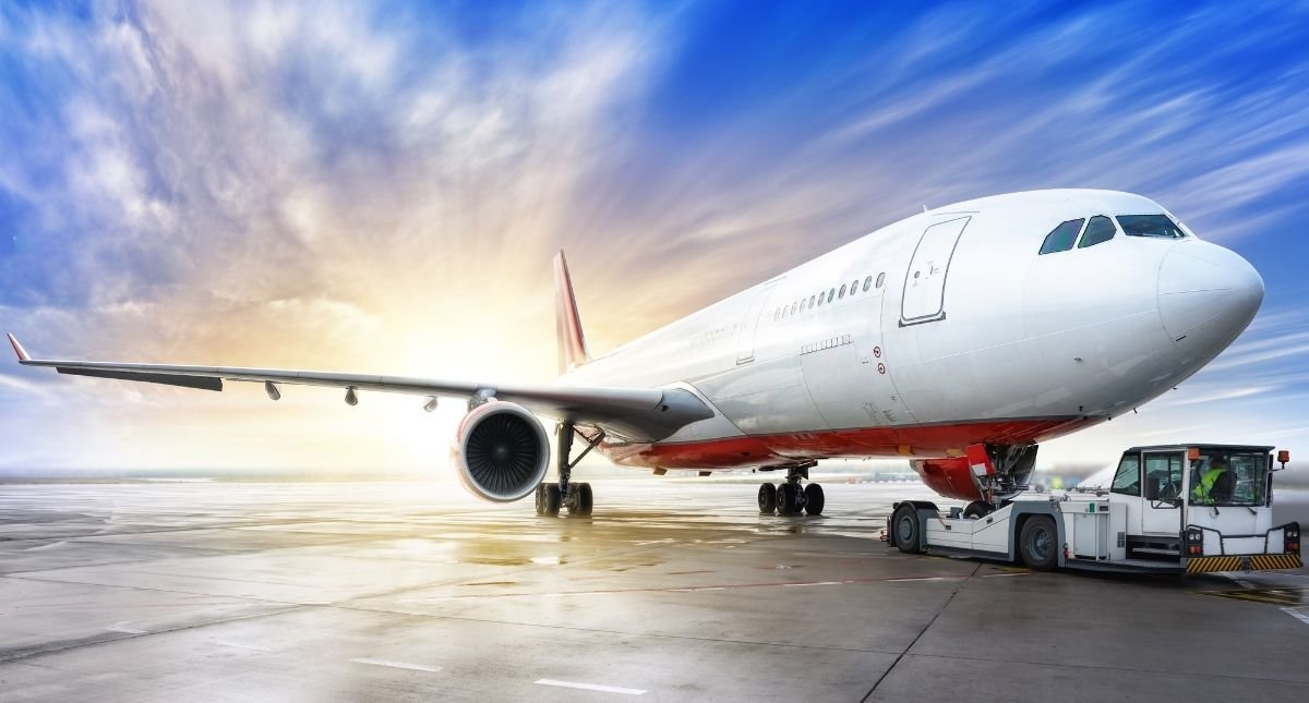 Flights with United Airlines from the United States to India